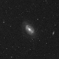 NGC 4725 — sky survey preview (NASA SkyView)